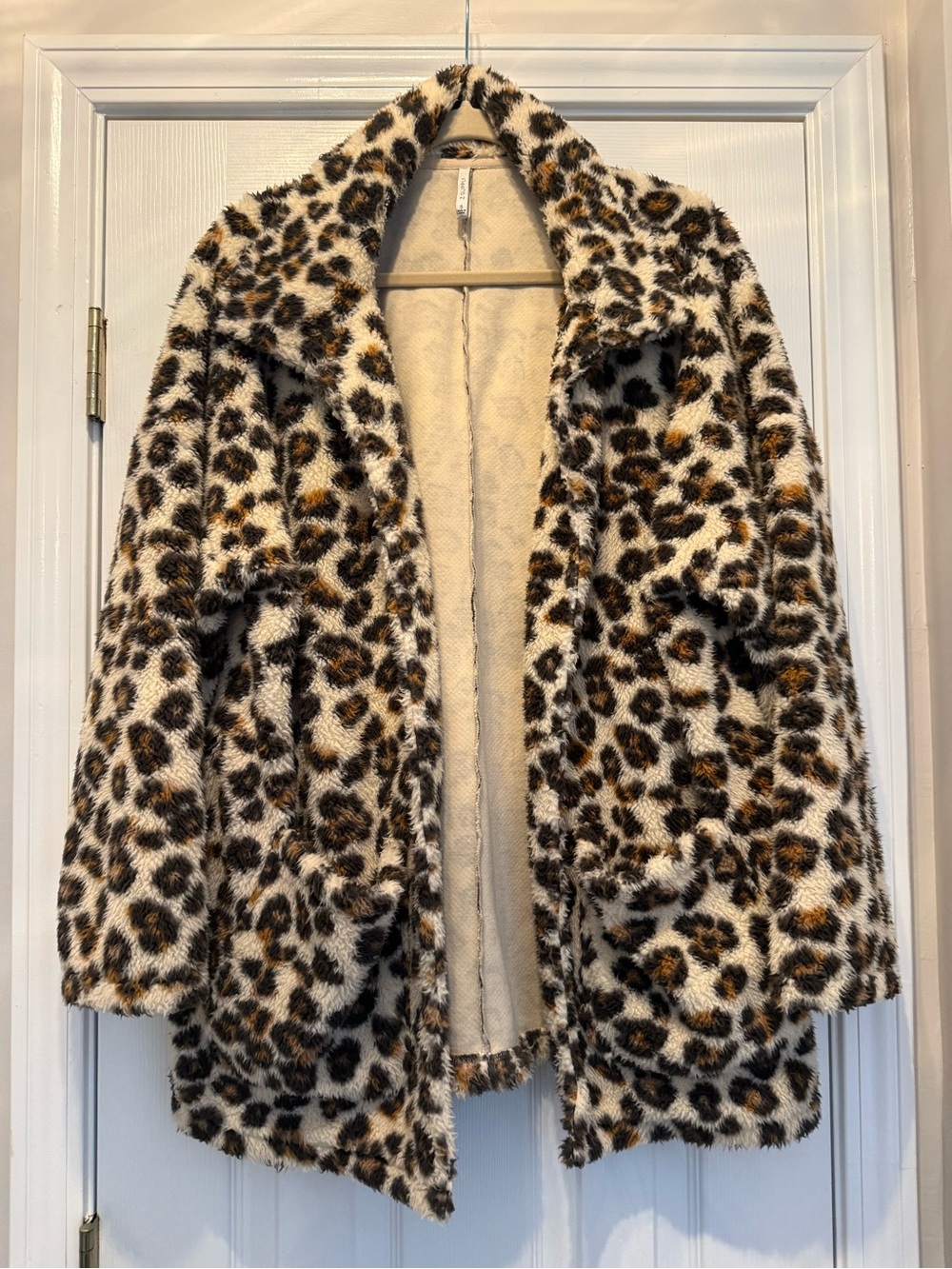 Z Supply leopard Sherpa jacket